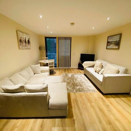 Liverpool City Centre Modern Apartment Fits 6 People Dış mekan fotoğraf