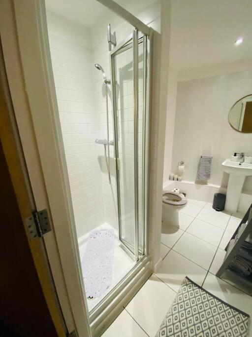 Liverpool City Centre Modern Apartment Fits 6 People Dış mekan fotoğraf