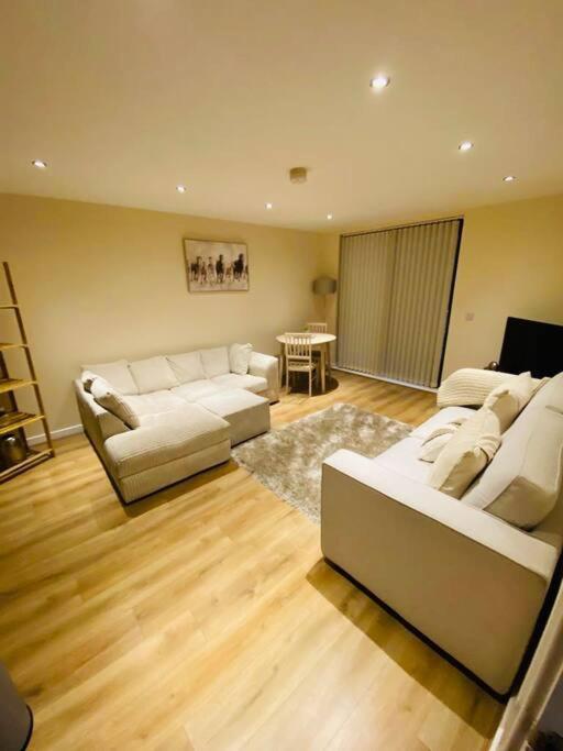 Liverpool City Centre Modern Apartment Fits 6 People Dış mekan fotoğraf